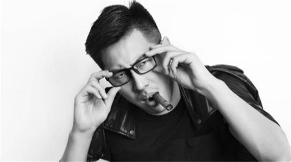 戚帥是富二代嗎身價(jià)多少 奇葩大會(huì )戚帥身家背景，父母是誰(shuí)是干什么的