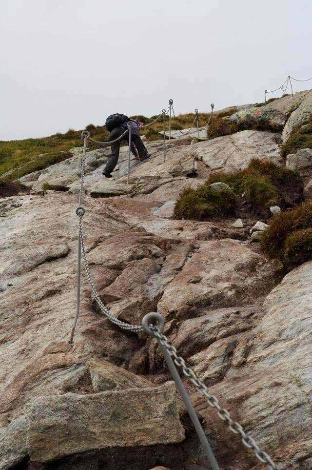 世界十大最恐怖景區階梯,膽小的人光看圖就嚇到腿軟分分鐘